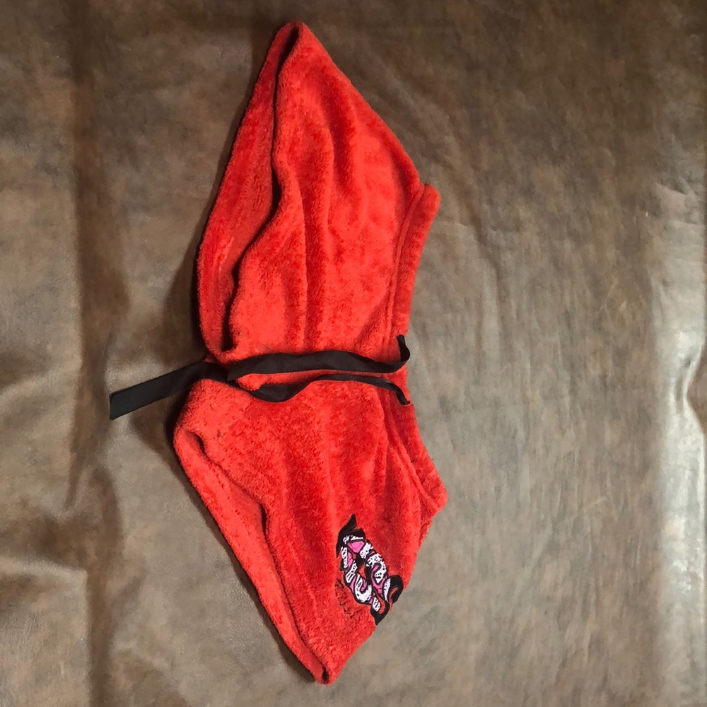 Seven aparrel red warm pajama shorts size large